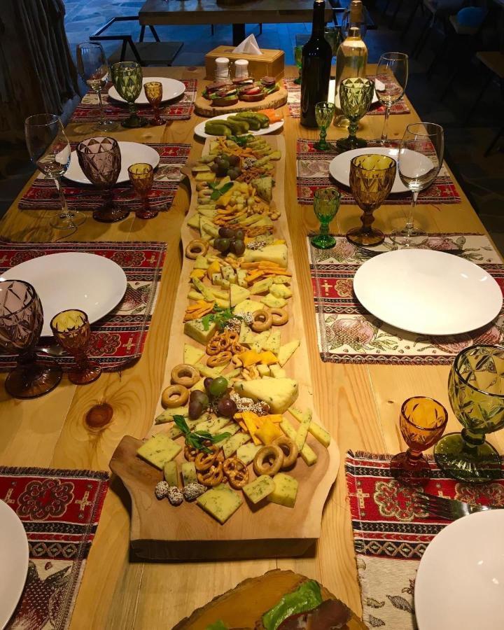 Berkri Gastro Yard&Guest House Yenokavan Eksteriør bilde