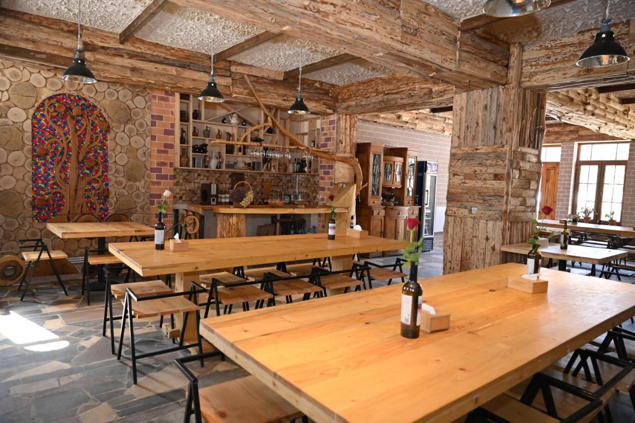 Berkri Gastro Yard&Guest House Yenokavan Eksteriør bilde