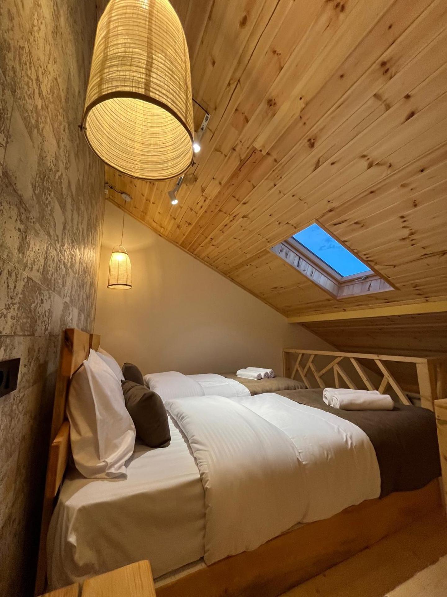 Berkri Gastro Yard&Guest House Yenokavan Eksteriør bilde