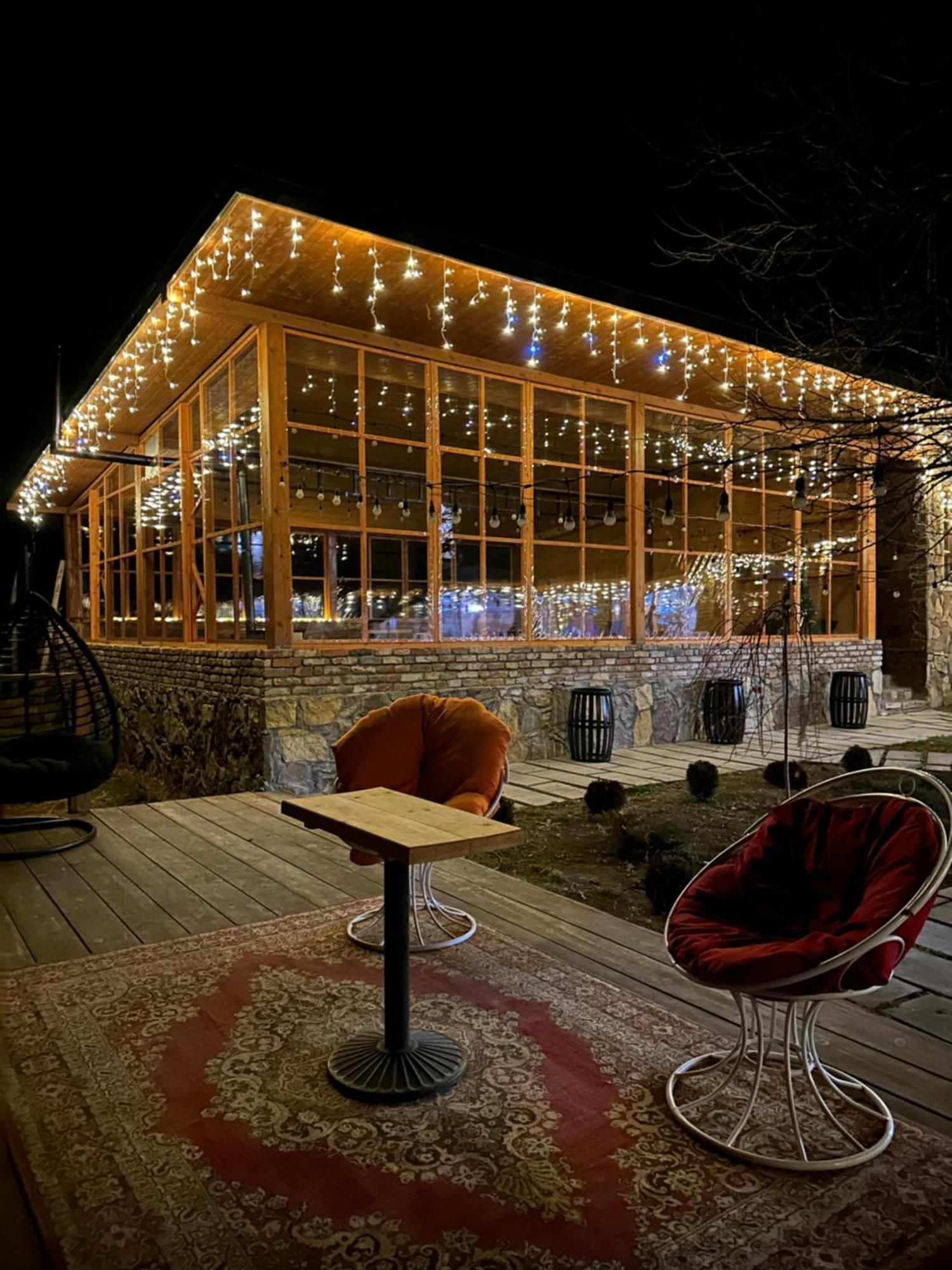 Berkri Gastro Yard&Guest House Yenokavan Eksteriør bilde